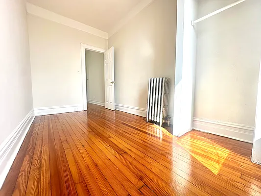 Rented by Astorian Realty Group LLC | media 1