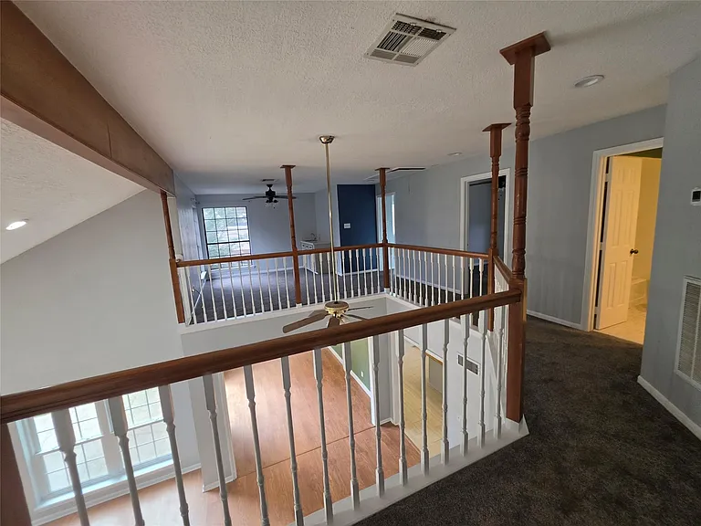 19507 Oak Station Dr — Photo 37