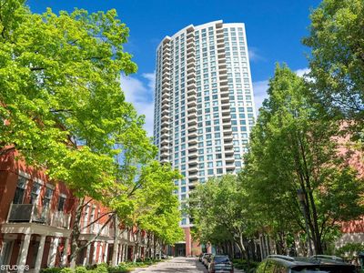 501 N Clinton St APT 502, Chicago, IL, 60654