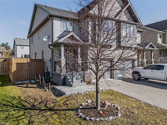 2nd image of 45 Trillium Way