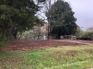 295 Swift St, Toccoa, GA 30577