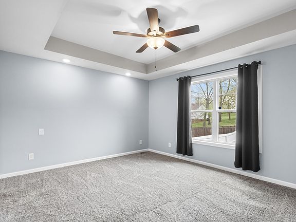 4th image of 540 Woodtrace Dr