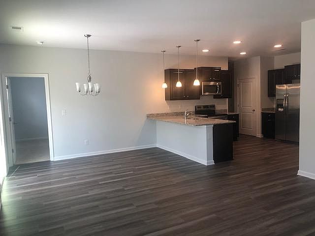 2nd image of 1807 Saint Patricks Ct SE