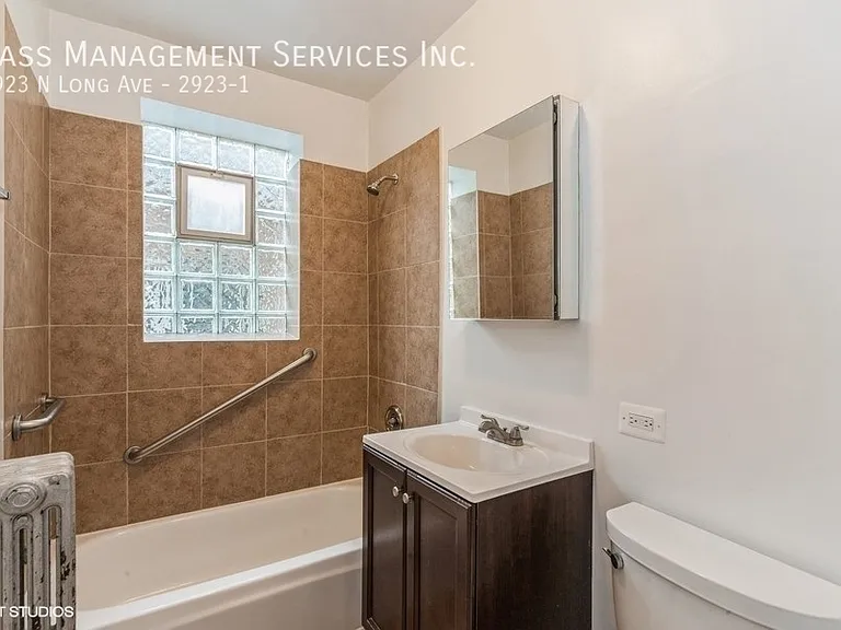 2923 N Long Ave #1 — Photo 9