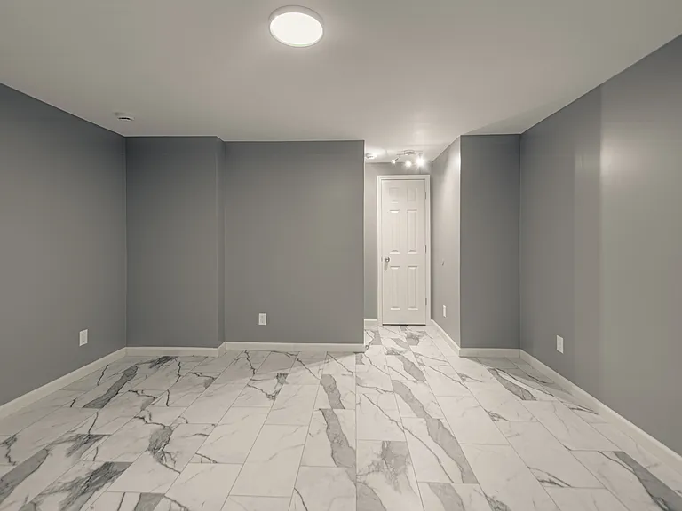 13907 W 150th Ct — Photo 31