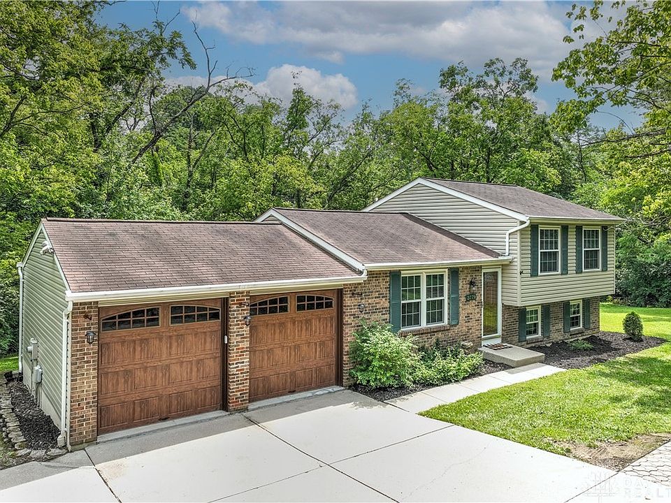 1st image of 3779 Wood Trail Dr