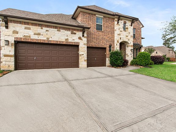 2nd image of 13802 Amelia Lake Ln