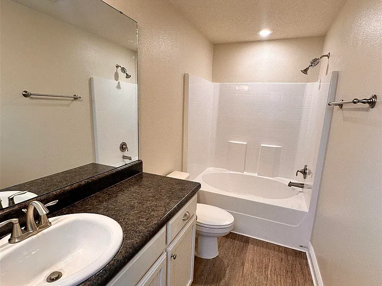13 Elegans Ave — Photo 15