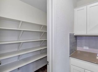 610 Carol Dr, Hutto, TX 78634