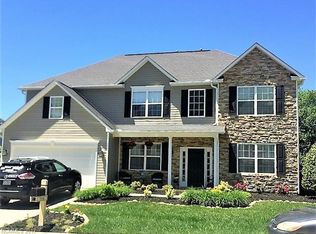 194 Wildbriar Rd, Fletcher, NC 28732