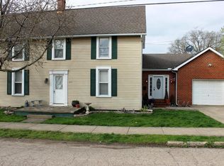 212 Walnut St, Circleville, OH 43113