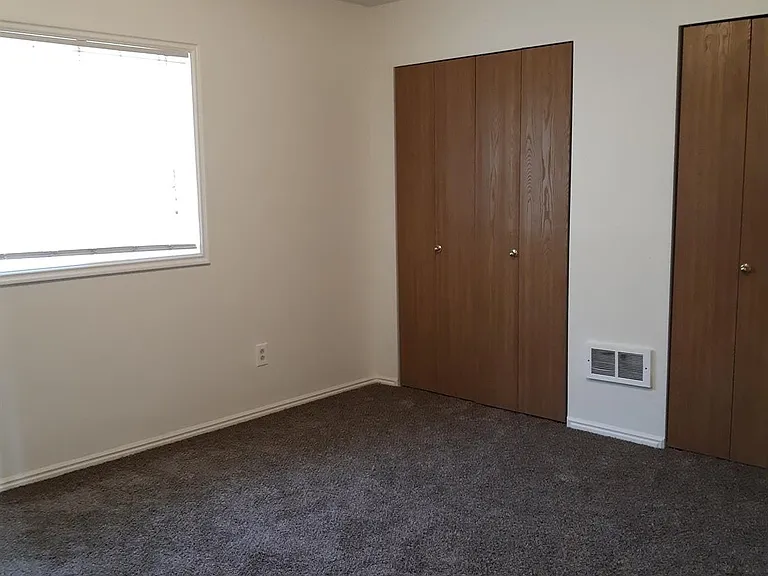 1892 Peggys Ln — Photo 11