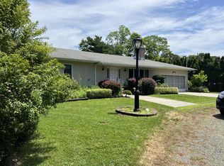 215 Leon Rd, Southold, NY 11971