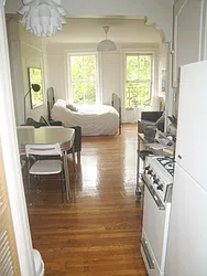 290 Clinton Street, #3D