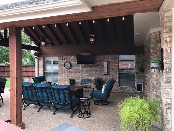 5th image of 2200 Green Leaf Ct