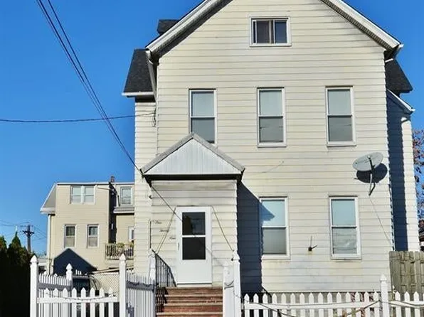 127 W 3rd St #1, Bayonne, NJ 07002
