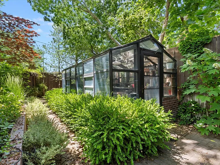 1442 E Federal Way — Photo 29