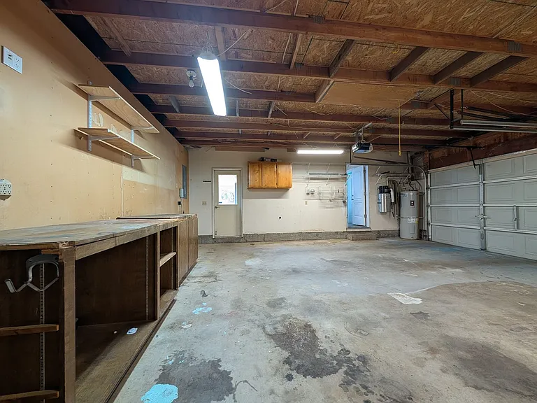 3570 Hickory Ave — Photo 25