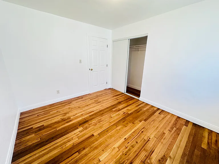 937 Euclid Ave — Photo 6