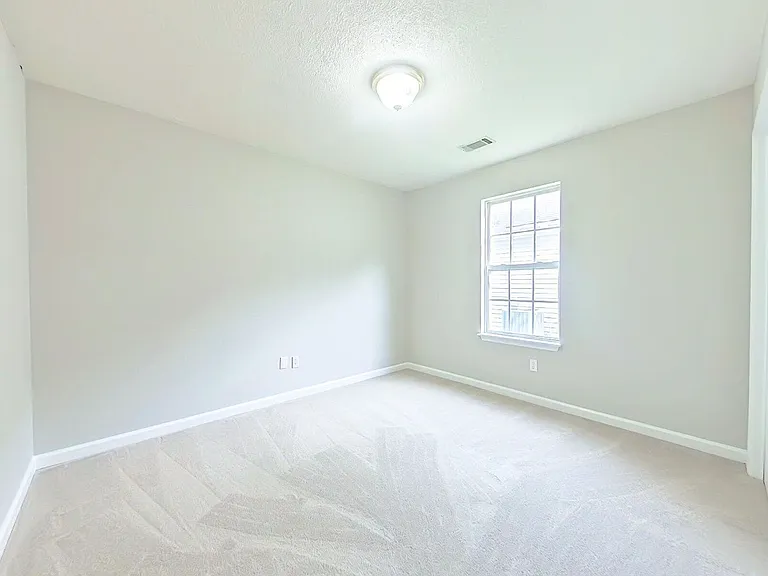 491 Connemara Trl — Photo 6