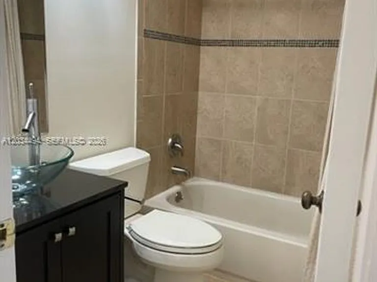 11160 SW 11th Pl — Photo 18