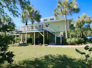 1081 9th St, Cedar Key, FL 32625