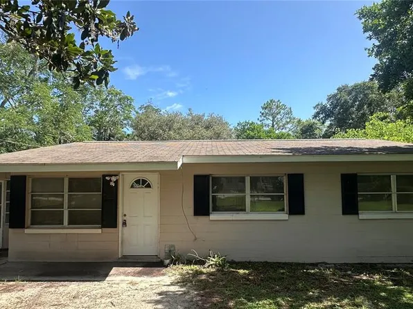 11651 Fairmont Ave, Leesburg, FL 34788