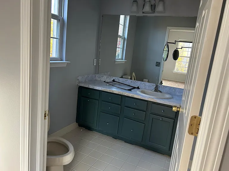 2141 Arcadia Dr — Photo 15