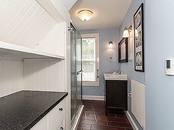 2nd image of 687 Main St #1