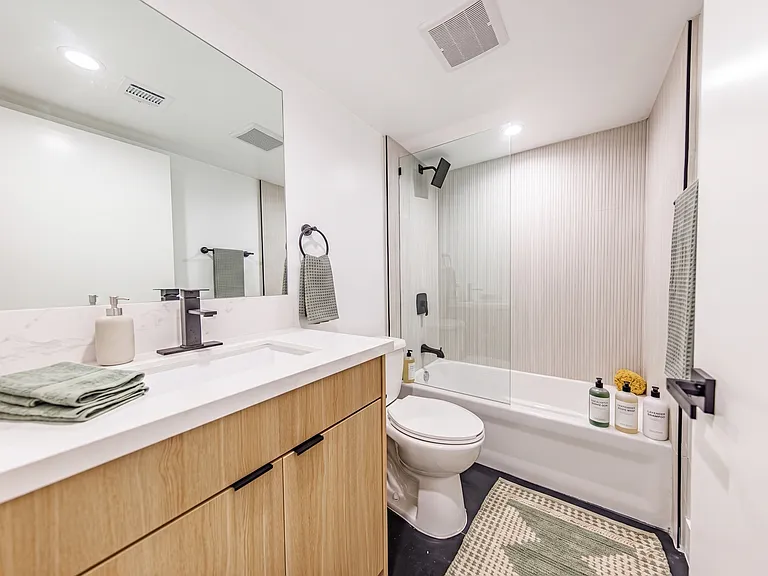 2026 Luxury 3, 4 & 5 Bed Townhomes — Photo 30