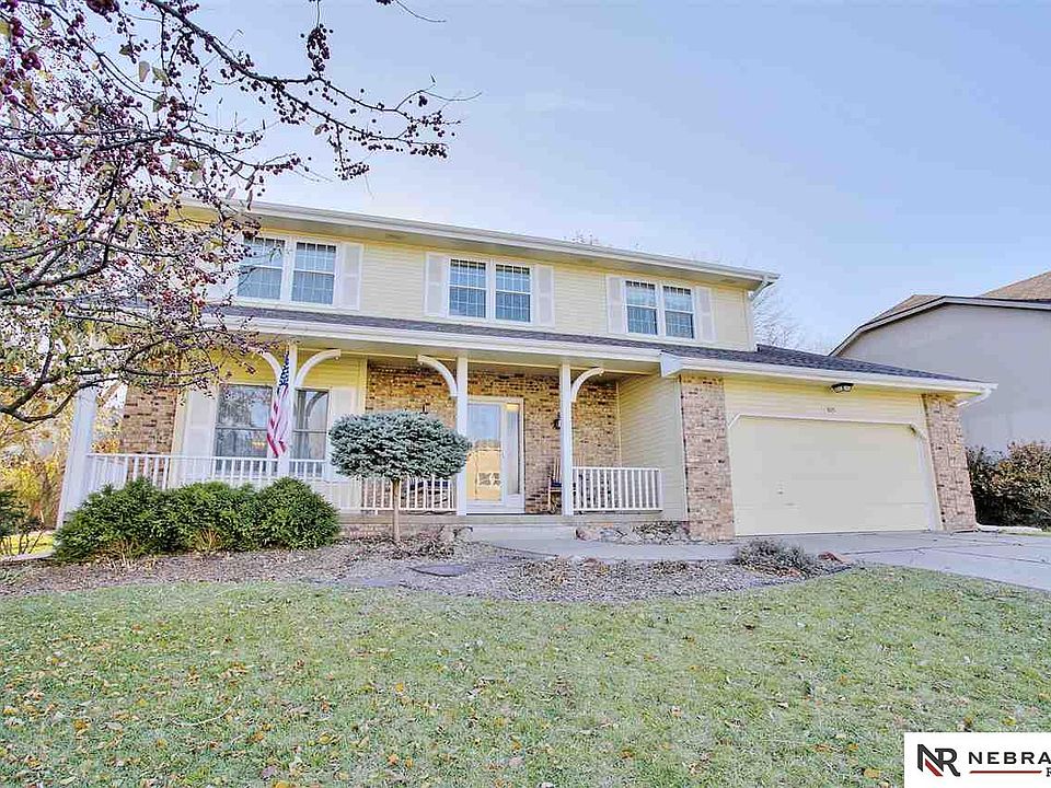 1st image of 805 Michael Dr