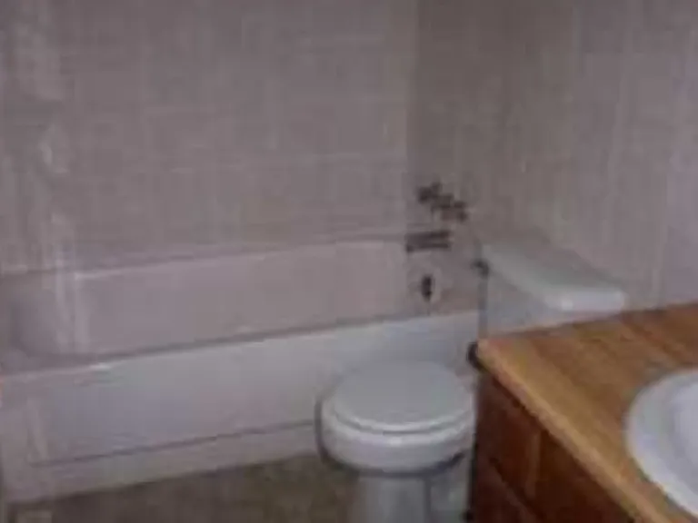 Townhouse Village Apartments — Photo 9