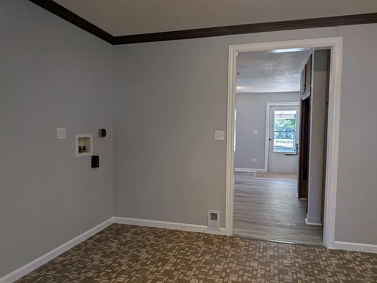 1107 NW Van Buren St — Photo 11