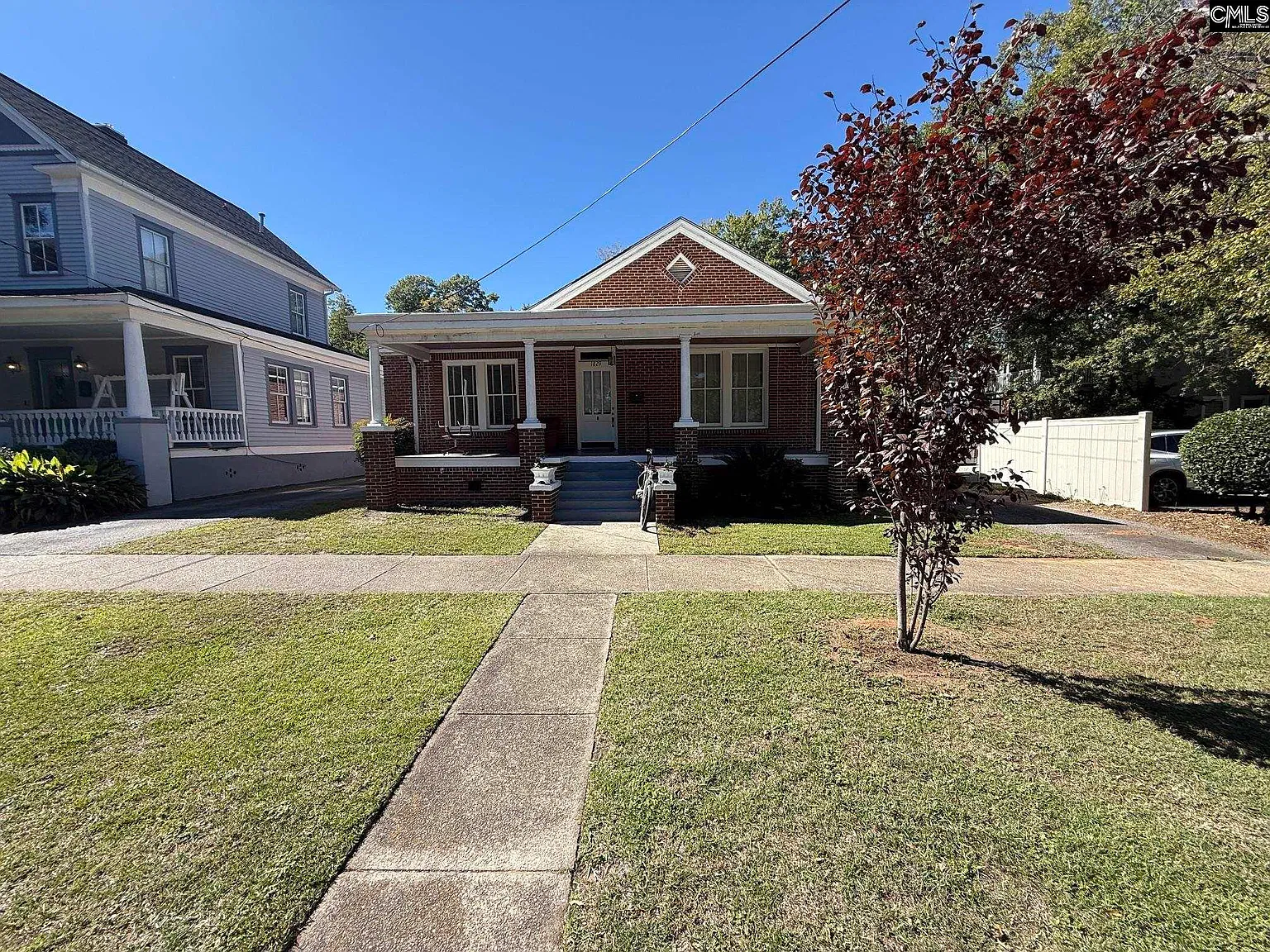 4 bed, 2202 sqft, $3,000 — Photo 1