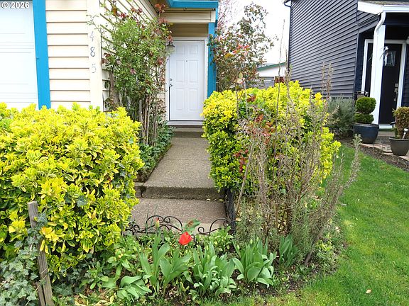 4th image of 2485 N Holladay St