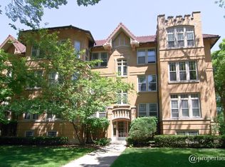38 Washington Blvd #2, Oak Park, IL 60302