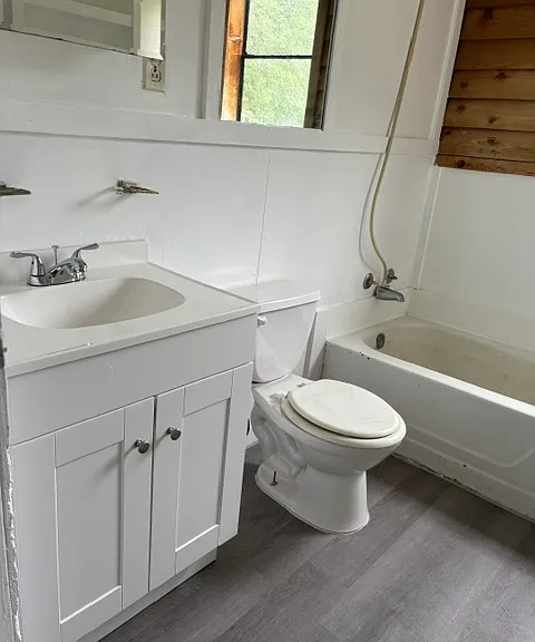 507 Curtis St — Photo 3