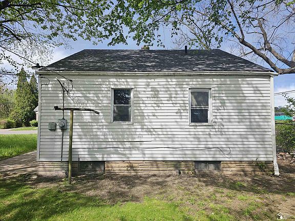 5th image of 8620 Central St