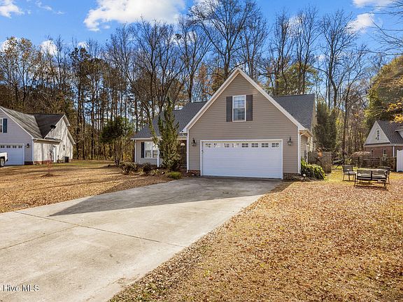 2nd image of 108 Shady Side Lane
