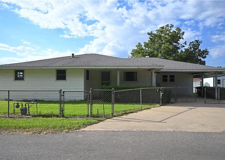 1st image of 593 N Bayou Des Glaises Rd