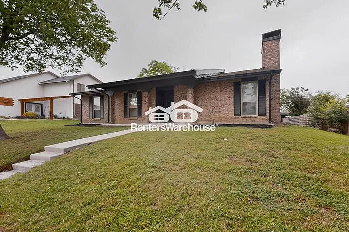 3706 Standridge Dr — Photo 5