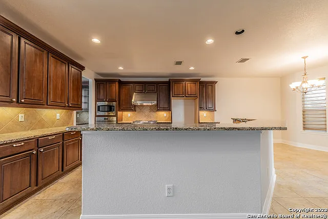 7426 Hovingham — Photo 43