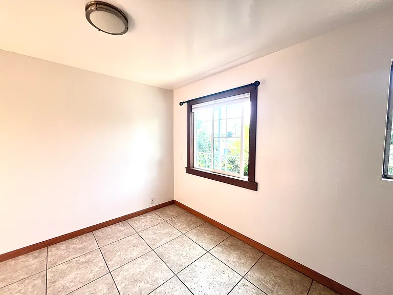 1211 Parker St #C — Photo 7