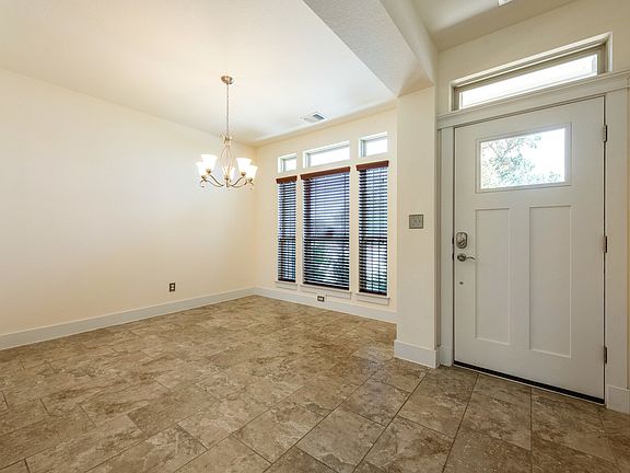 5th image of 710 Arrow Point Dr Unit 19