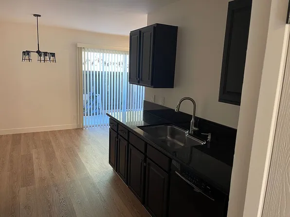3591 Quail Lakes Dr APT 97, Stockton, CA 95207