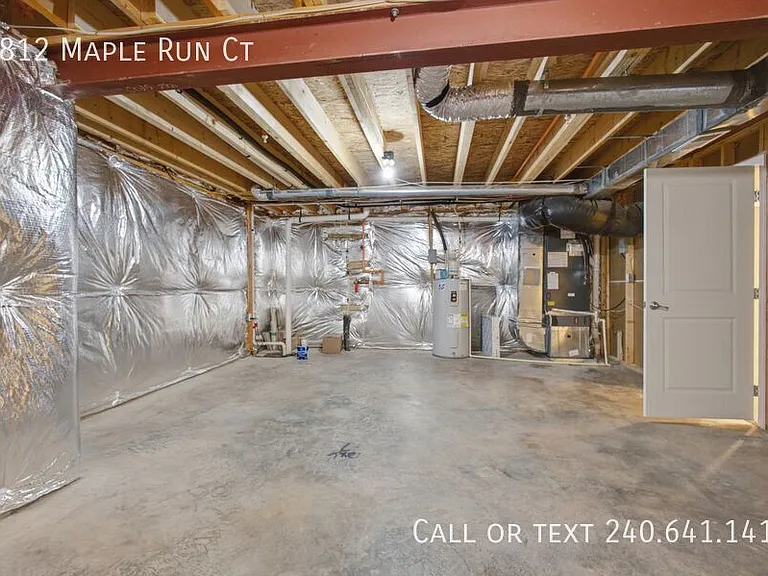 7812 Maple Run Ct — Photo 32