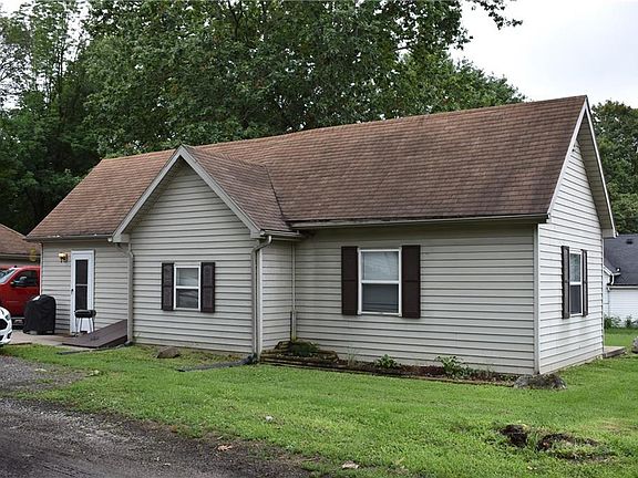 2nd image of 1007 E Elmore St