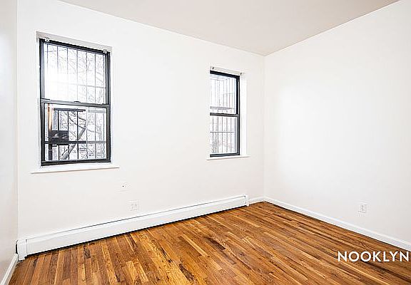 3rd image of 20 Morgan Ave APT 1R