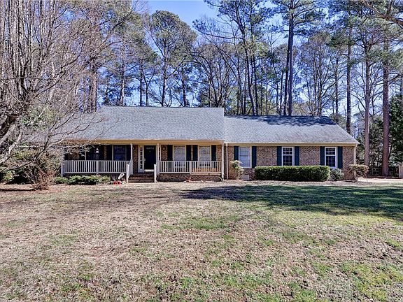 2nd image of 3308 Timber Rdg