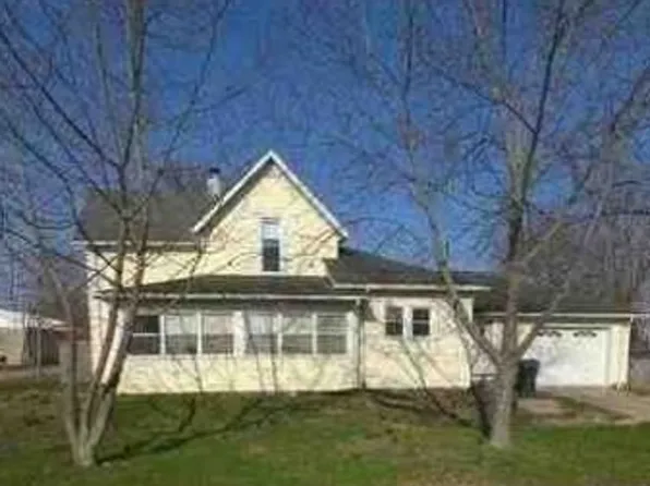 204 Cedar St, Albany, IN 47320